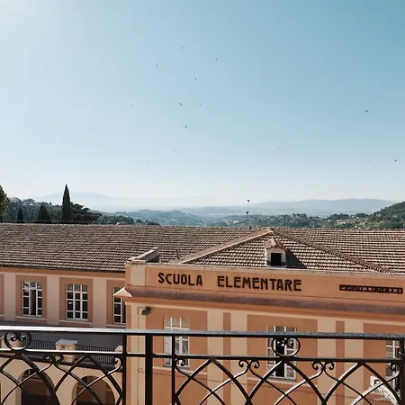 Apartamento The Rooftop Wiew - Historic Center Perugia